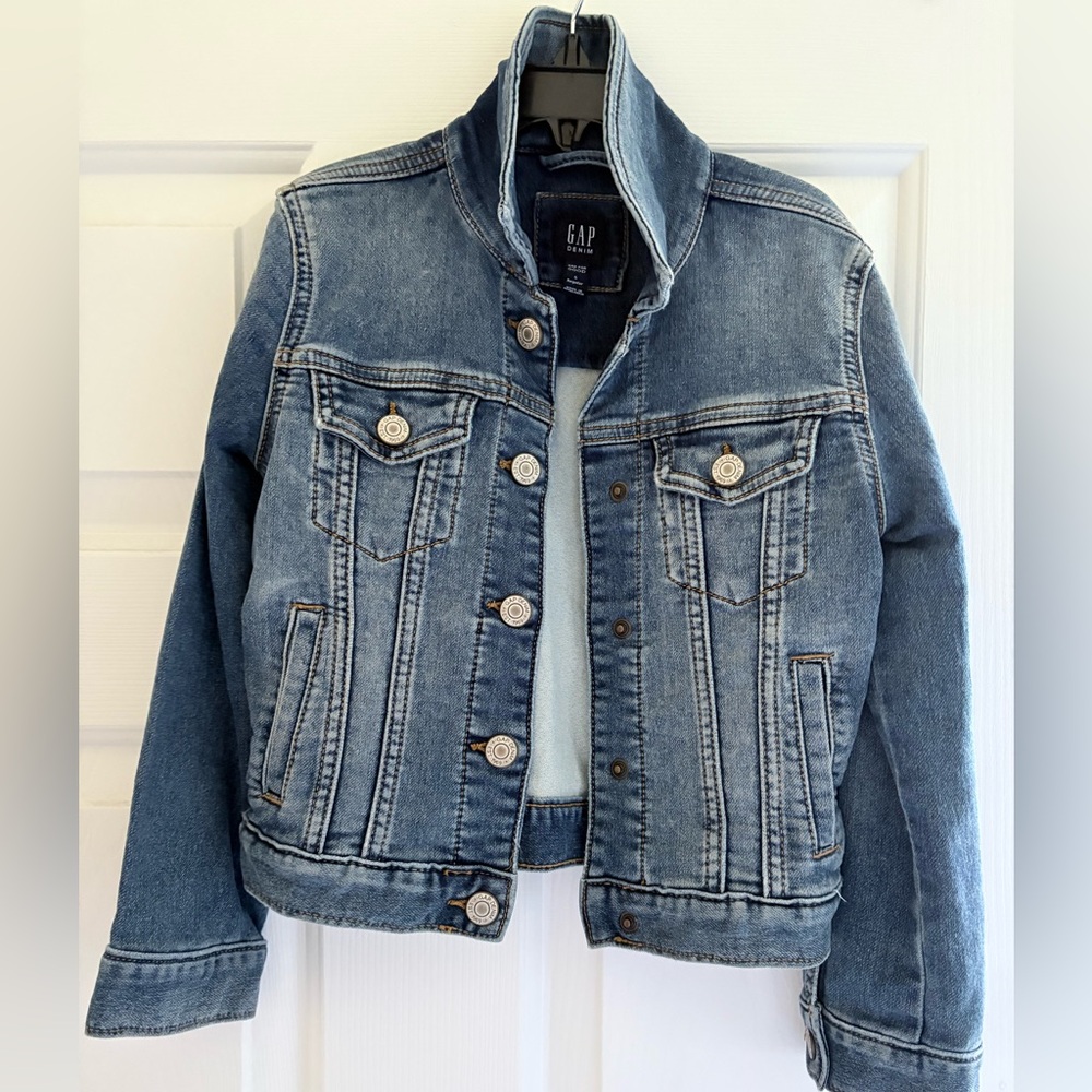 GAP Classic Blue Denim Jacket
